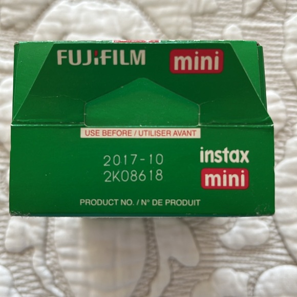Fujifilm Instax Mini Twin Film Pack (20 Photos) - Picture 2 of 5